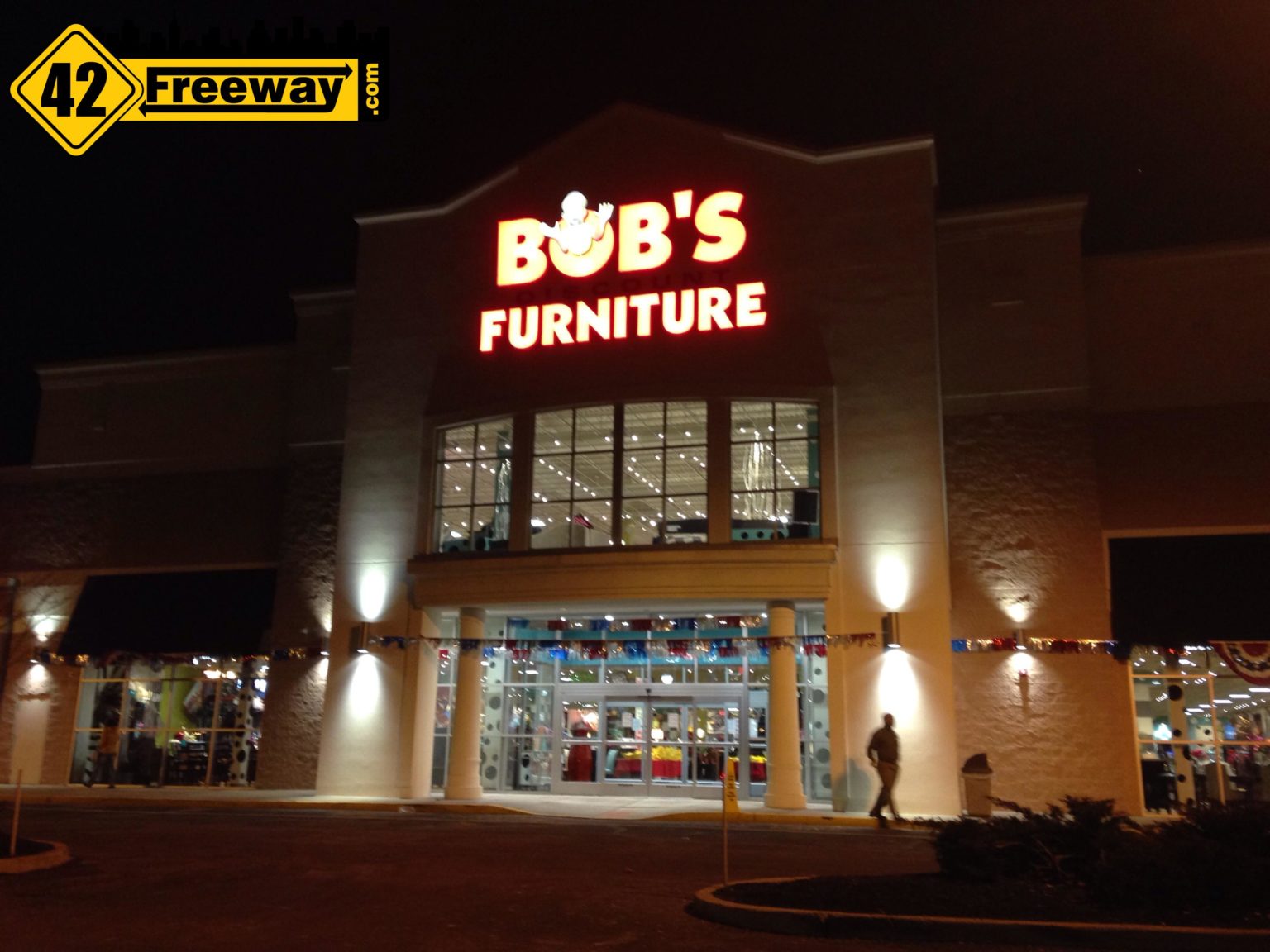 Bobs Discount Furniture Opens Thurs Feb 12 42 Freeway