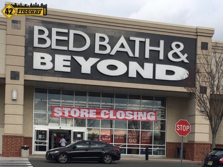 Bed Bath & Beyond Sewell is Closing.  Located Next to an A.C. Moore, Which is at Risk (Washington Township)