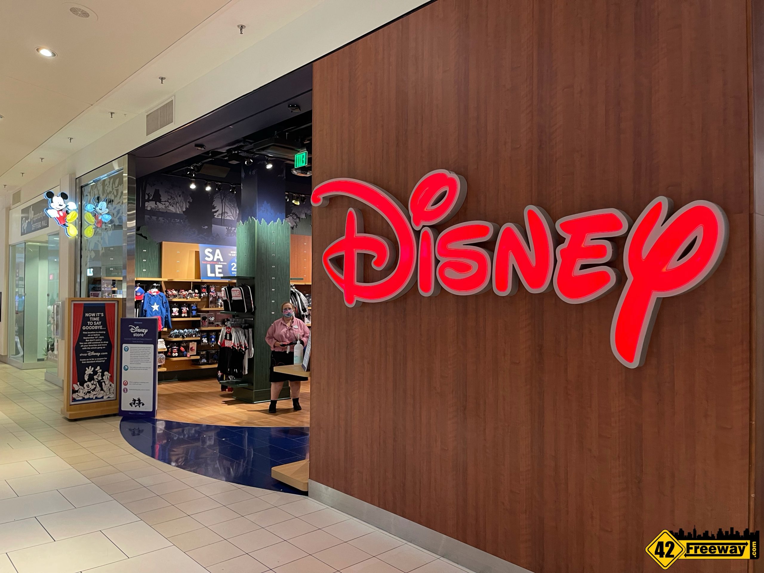 Deptford Disney Store Closing In Weeks! Only About Two Dozen Will Remain -  42 Freeway