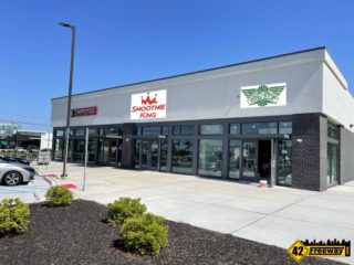 Smoothie King, Chiipotle, WingStop : Blackwood-Clementon Road Gloucester Township