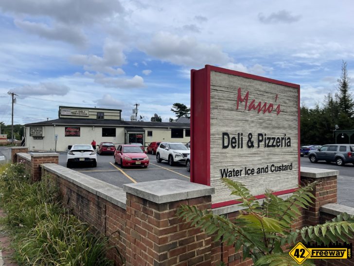 Masso’s Deli & Pizzeria Gibbsboro Closed.  Car Wash Discussed For Property