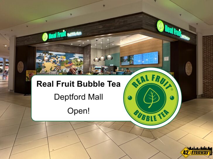 Real Fruit Bubble Tea is Open at Deptford Mall Center Court